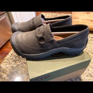 Keen Kaci slip on